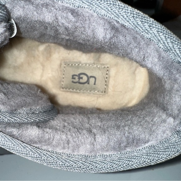 Mens UGG® Neumel Snapback Chukka Boot - Metal color size 7US Men’s EU40 - Picture 5 of 7